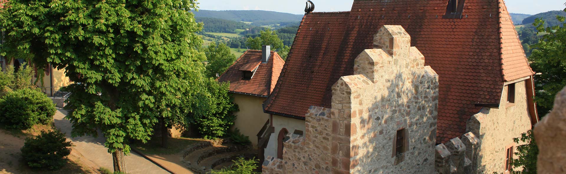 Schloss Reichenberg: Betriebsausflüge zum Erfahrungsfeld mit Schloss, Burg und Michaelskapelle